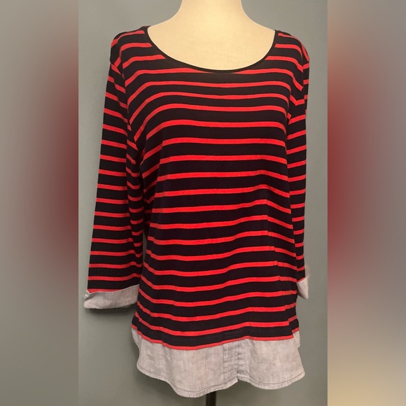 David Bittons Womans Top in Bright Colors and Built for Comfort!! - Picture 3 of 11